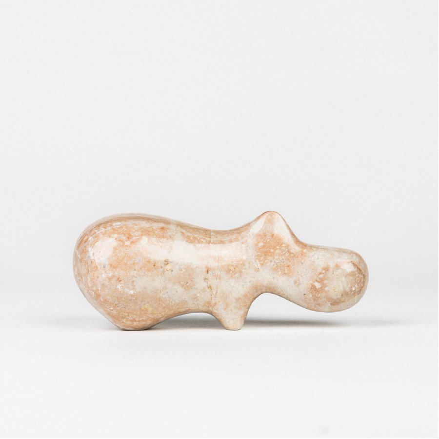 Mamma Taweret carved in travertine, 24 cm